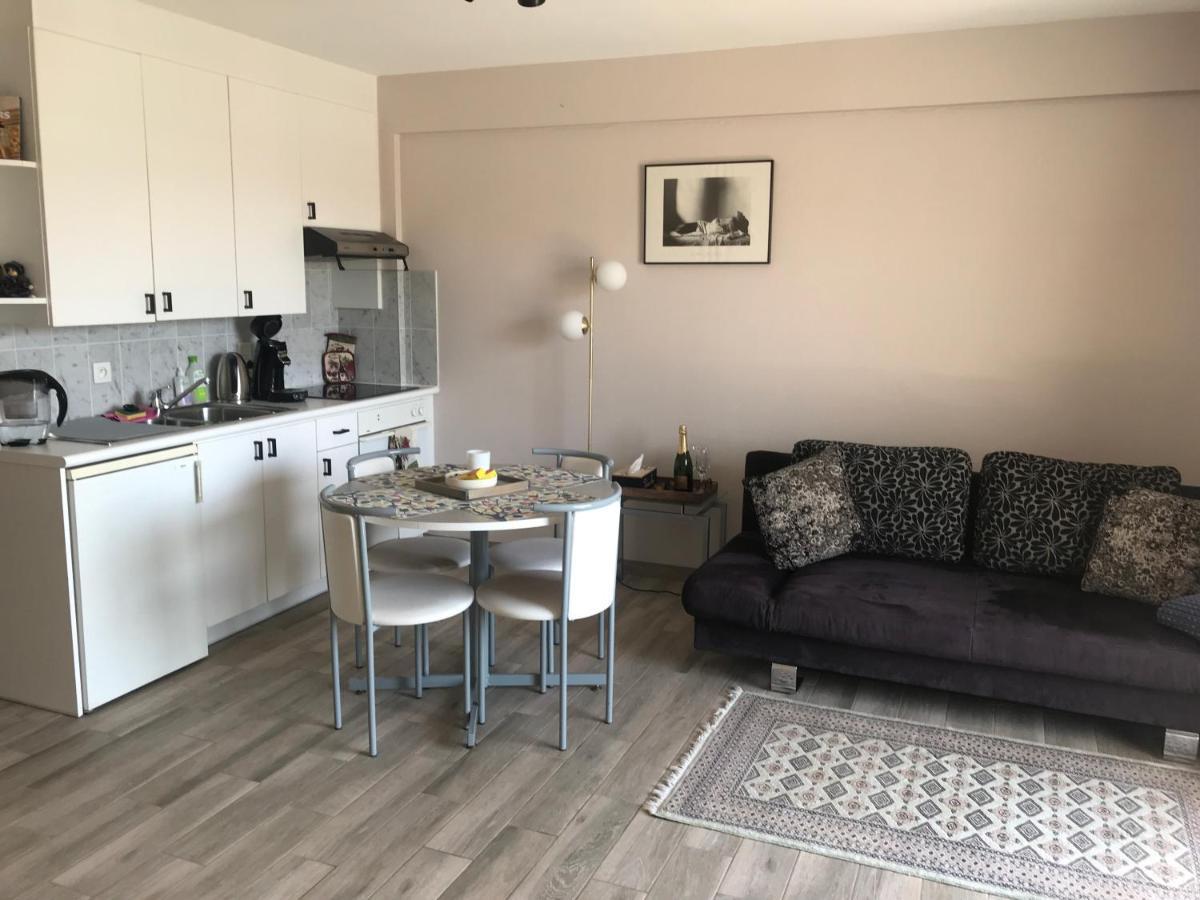 Apartamento Shiny Nice Studio At Ostende Exterior foto
